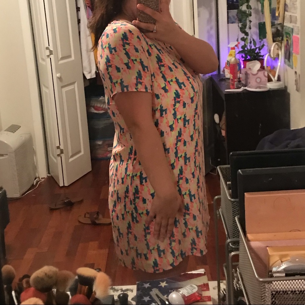 Dress - Picture 3 of 4